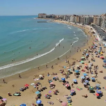 Con Piscina, Wi-fi, Balcon A Solo 2 Minutos De La Playa Торевьиа